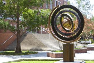 SabreeHill_Globe0177