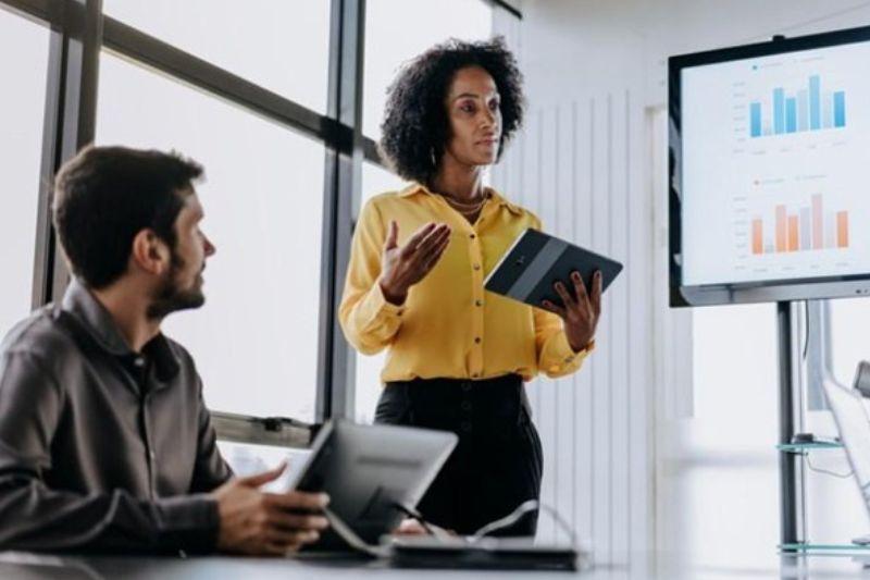 thumbnail for article 4 Master’s in Finance Careers