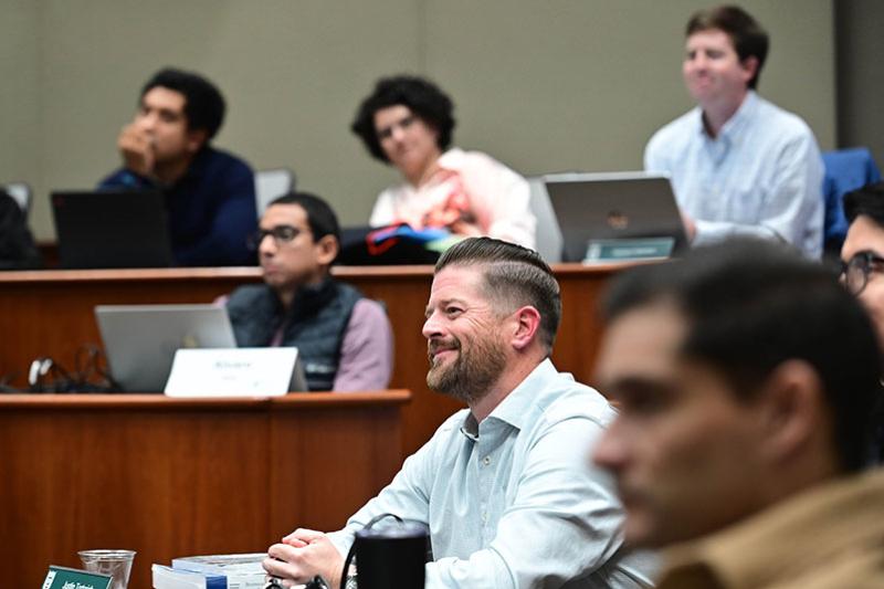 thumbnail for article New initiative enables EMBA grads to extend their learning
